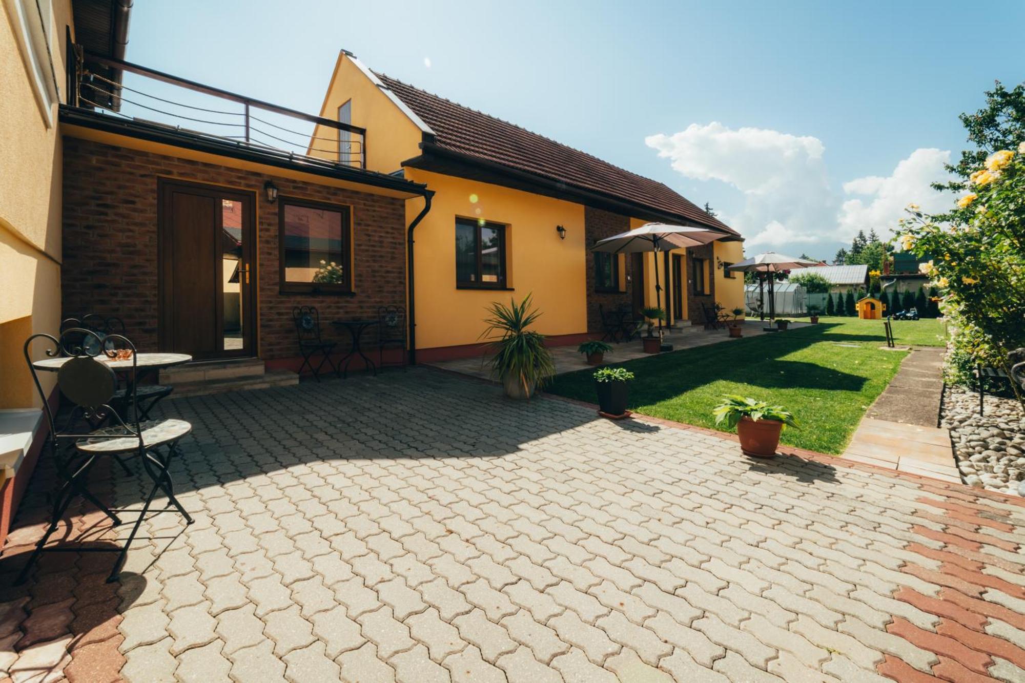 Apartmány Friends Liptov Liptovský Mikuláš Esterno foto